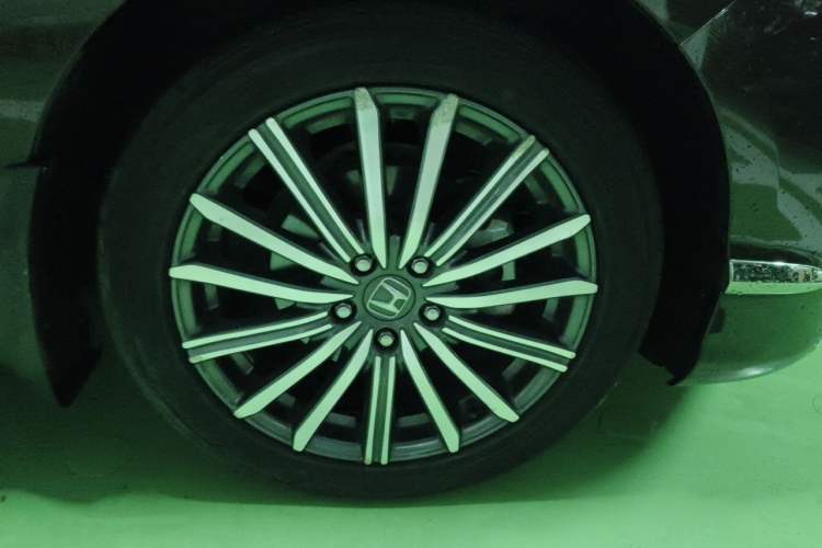 Used Honda Elysion 2022 2.0L eHEV Prestige Edition Right Front Wheel Hub