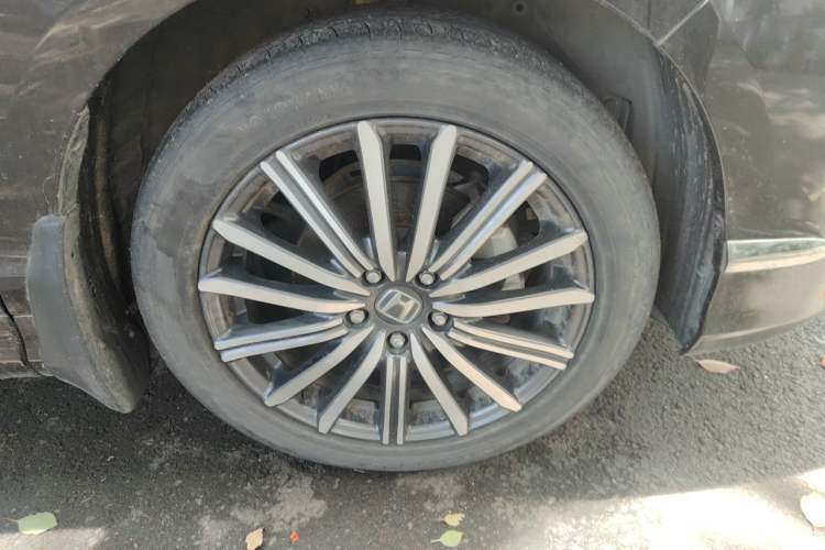 Used Honda Elysion 2022 2.0L eHEV Luxury First Edition Right Front Wheel Hub