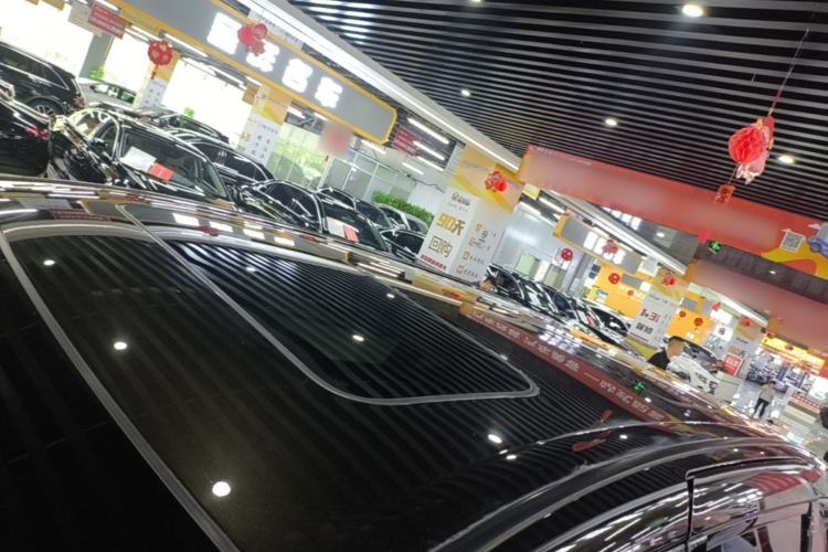 Used Honda Elysion 2022 2.0L eHEV Luxury Edition Roof
