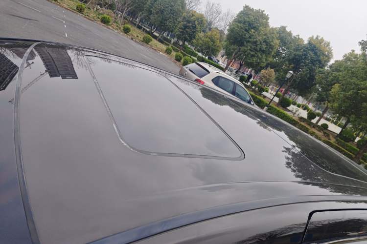 Used Honda Elysion 2022 2.0L eHEV Luxury First Edition Roof