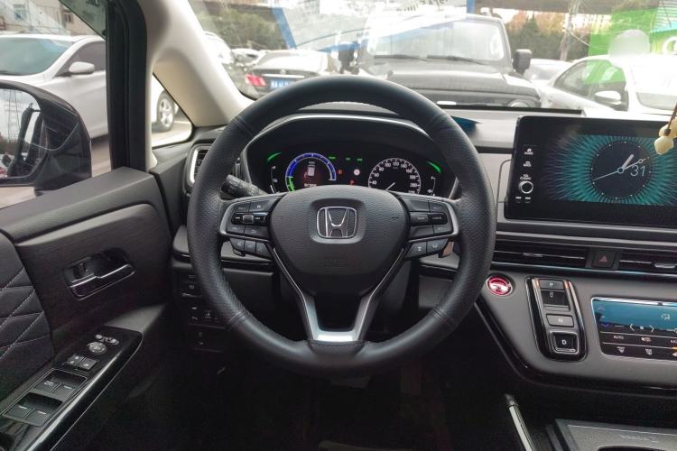 Used Honda Elysion 2022 2.0L eHEV Luxury Edition Steering Wheel