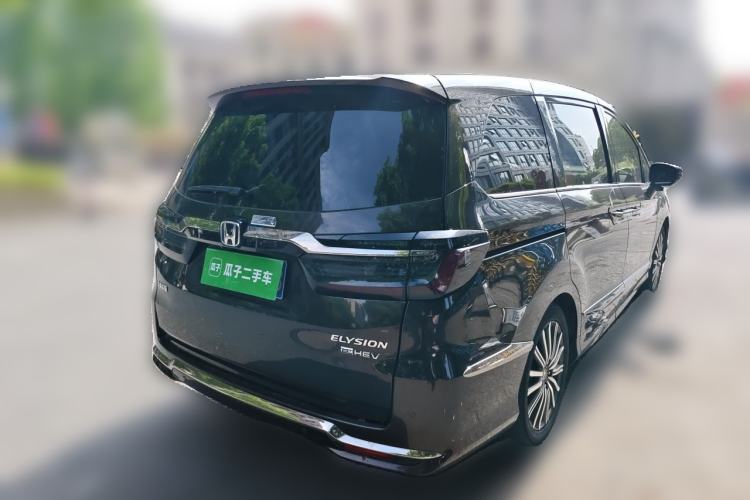 Used Honda Elysion 2022 2.0L eHEV Luxury Edition Rear Right 45 Deg