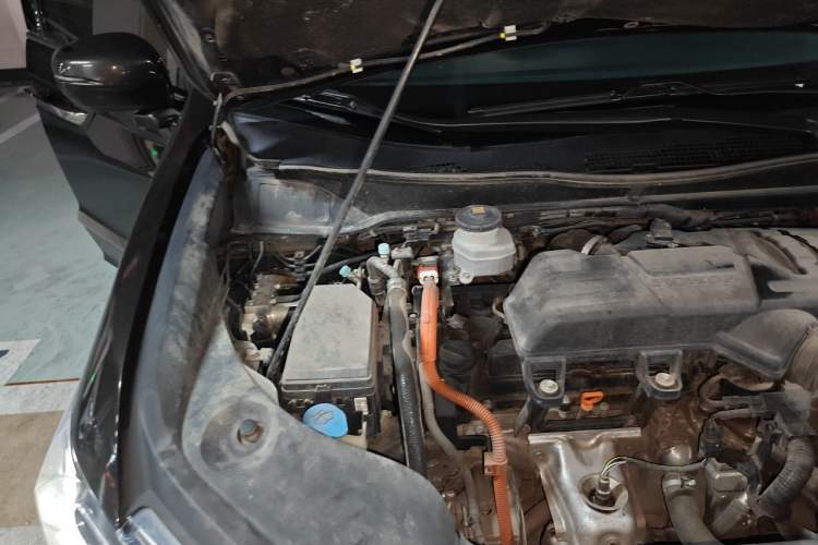 Used Honda Elysion 2022 2.0L eHEV Luxury First Edition Engine Bay Right
