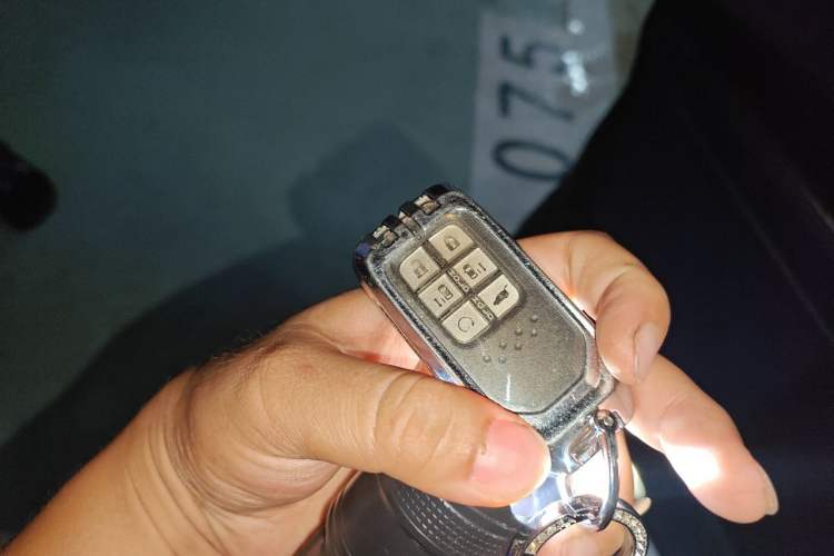 Used Honda Elysion 2022 2.0L eHEV Luxury First Edition Vehicle Key