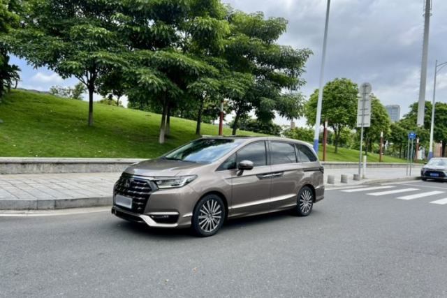 Used Honda Elysion 2022 2.0L eHEV Luxury Edition