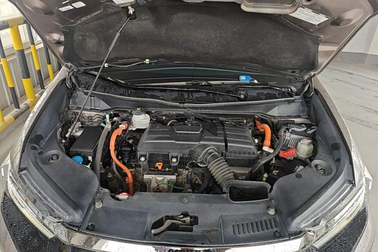 Used Honda Elysion 2022 2.0L eHEV Luxury Edition Engine Bay