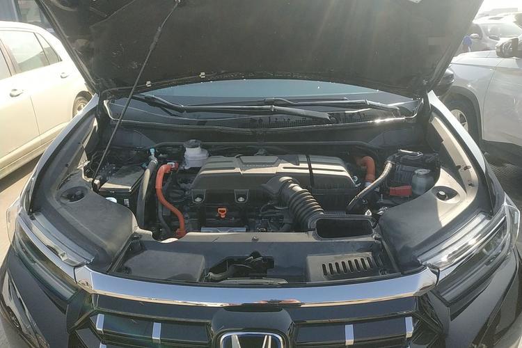 Used Honda Elysion 2022 2.0L eHEV Prestige Edition Engine Bay