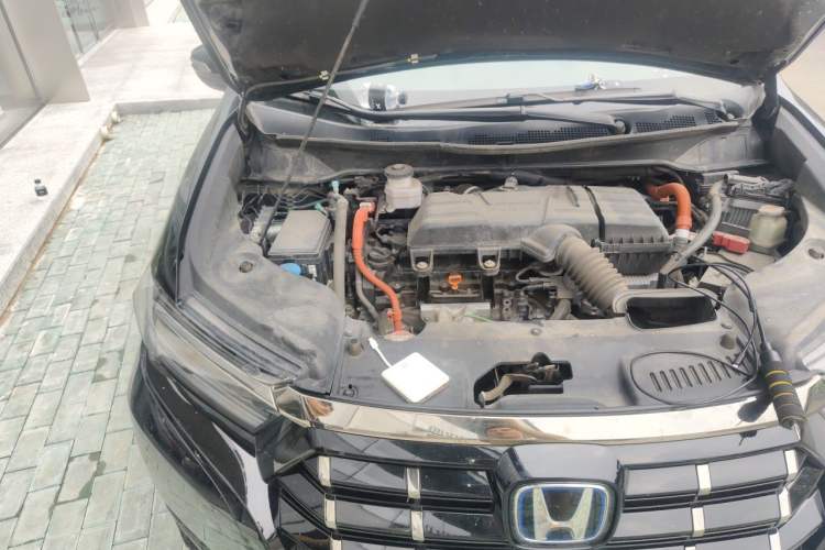 Used Honda Elysion 2022 2.0L eHEV Luxury First Edition Engine Bay Right