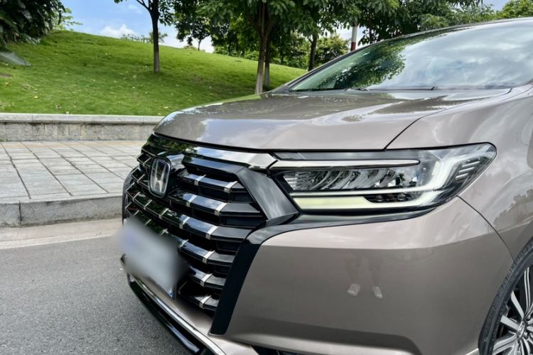 Used Honda Elysion 2022 2.0L eHEV Luxury Edition Exterior 2