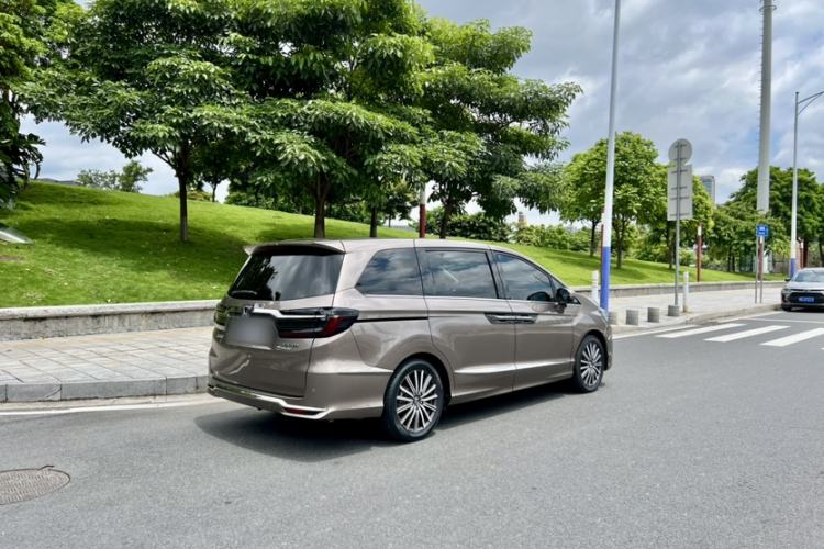 Used Honda Elysion 2022 2.0L eHEV Luxury Edition Exterior 7