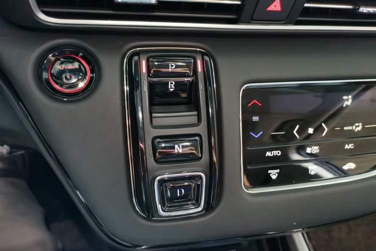 Used Honda Elysion 2022 2.0L eHEV Luxury Edition Gear Lever