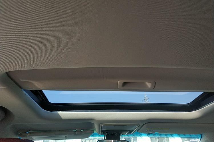 Used Honda Elysion 2022 2.0L eHEV Prestige Edition Headliner