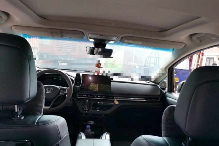 Used Honda Elysion 2022 2.0L eHEV Luxury Edition Headliner