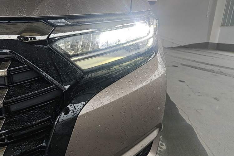 Used Honda Elysion 2022 2.0L eHEV Luxury Edition Left Front Headlight