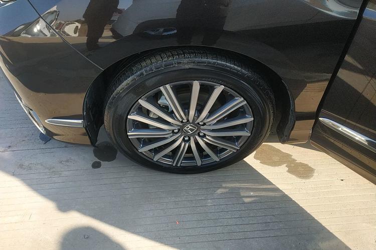 Used Honda Elysion 2022 2.0L eHEV Prestige Edition Left Front Wheel Hub