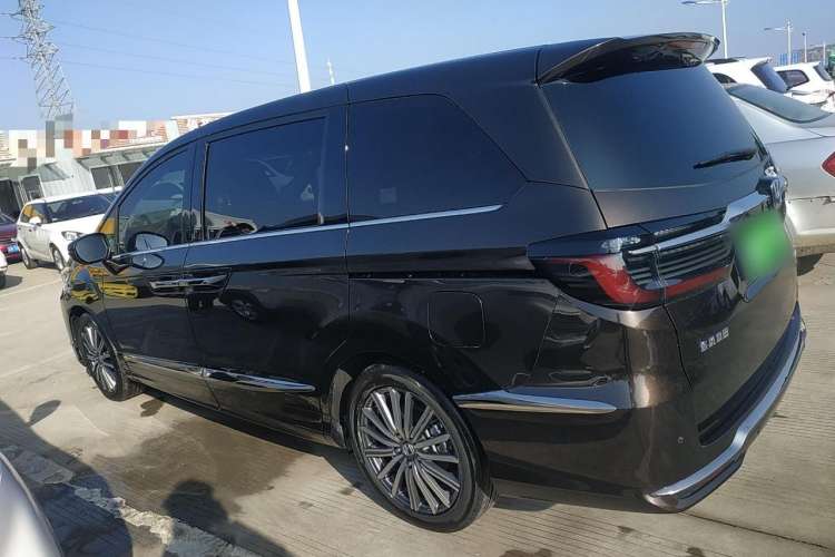 Used Honda Elysion 2022 2.0L eHEV Prestige Edition Left Side