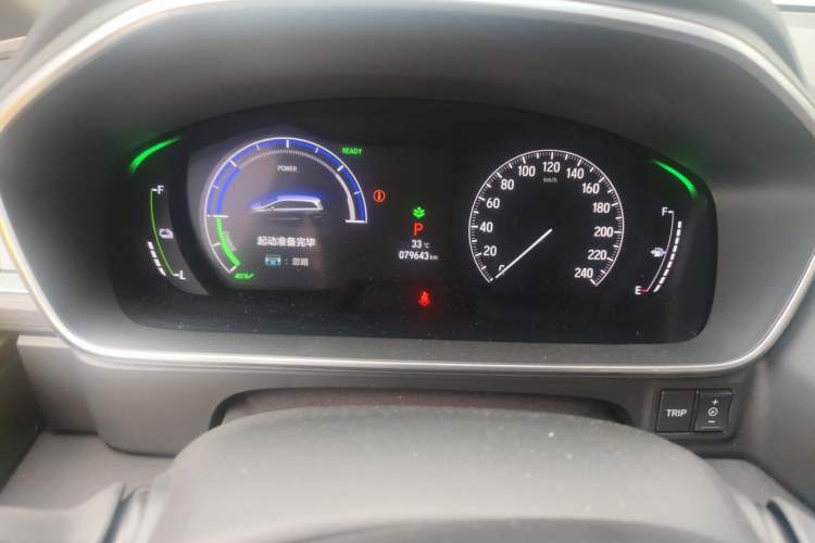 Used Honda Elysion 2022 2.0L eHEV Luxury First Edition Odometer Close Up