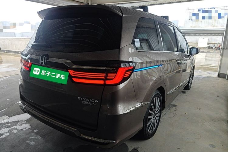 Used Honda Elysion 2022 2.0L eHEV Luxury Edition Rear Right 45 Deg