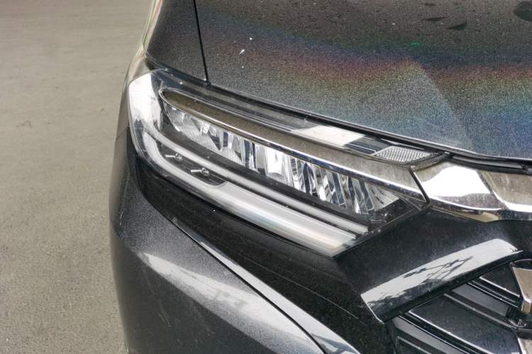 Used Honda Elysion 2022 2.0L eHEV Luxury Edition Right Front Headlight
