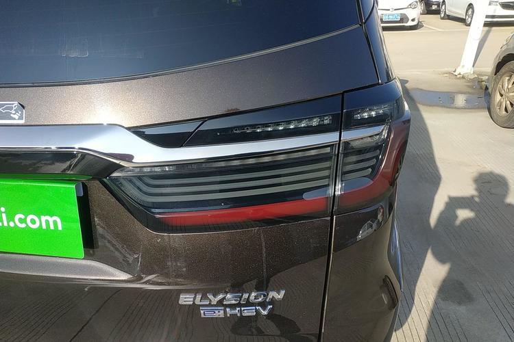 Used Honda Elysion 2022 2.0L eHEV Prestige Edition Right Rear Taillight
