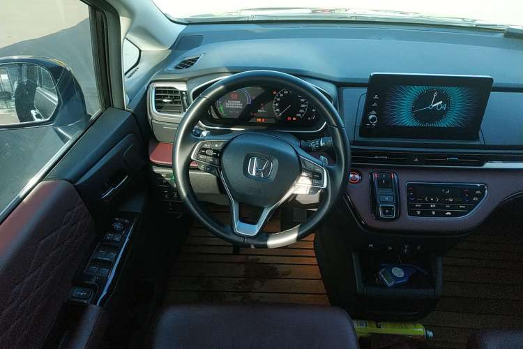Used Honda Elysion 2022 2.0L eHEV Prestige Edition Steering Wheel
