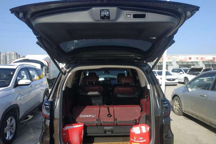 Used Honda Elysion 2022 2.0L eHEV Prestige Edition Trunk