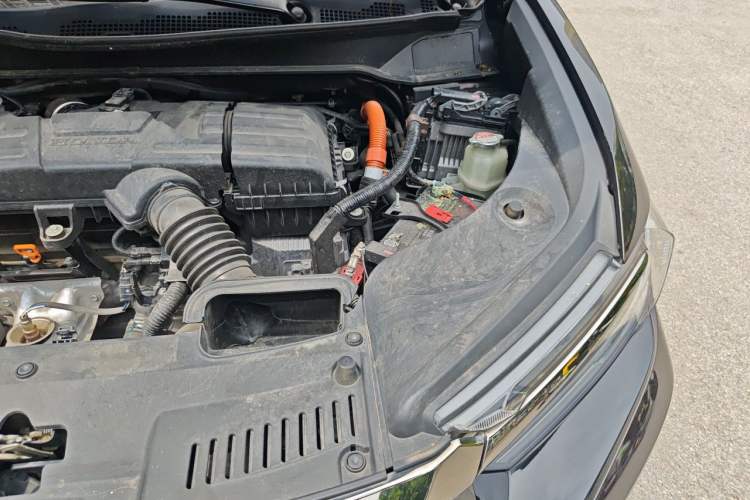 Used Honda Elysion 2022 2.0L eHEV Luxury First Edition Engine Bay Left