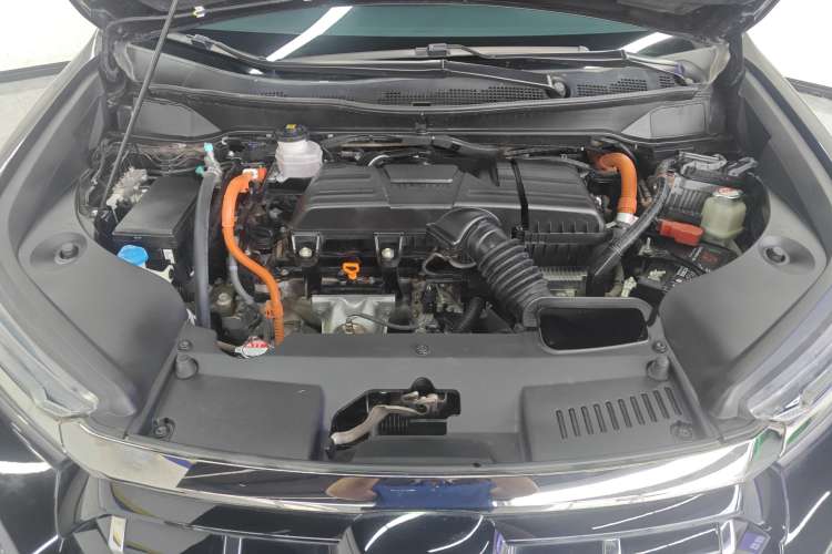 Used Honda Elysion 2022 2.0L eHEV Luxury Edition Engine Bay