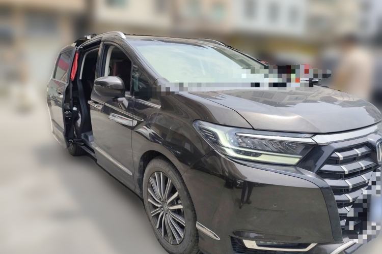 Used Honda Elysion 2022 2.0L eHEV Prestige Edition Front Right 45 Deg