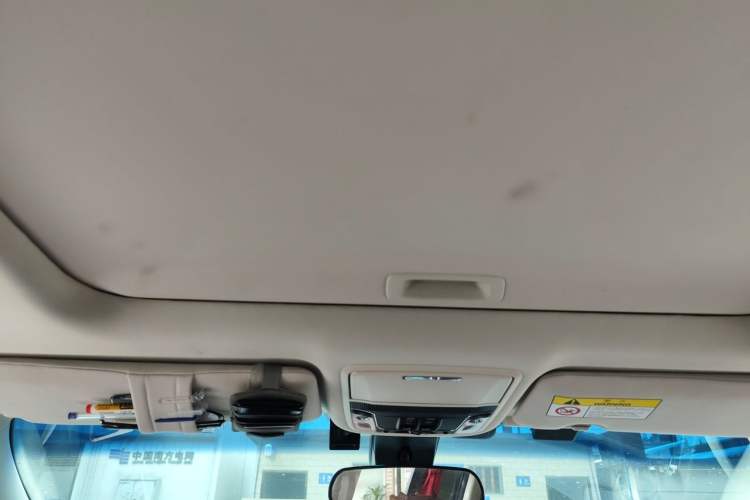 Used Honda Elysion 2022 2.0L eHEV Prestige Edition Headliner