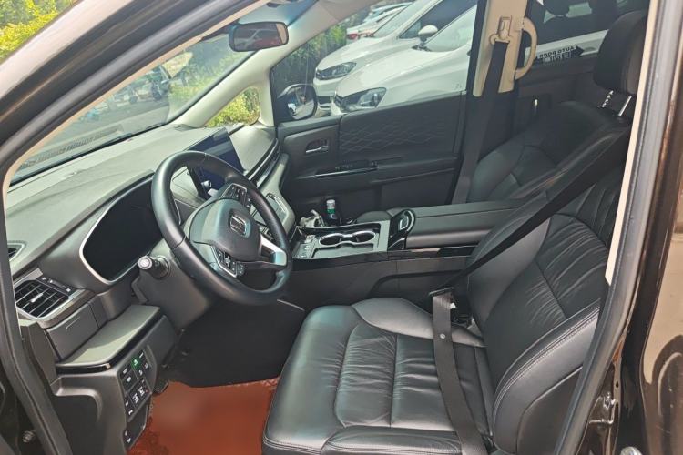 Used Honda Elysion 2022 2.0L eHEV Luxury First Edition Left Front Seat