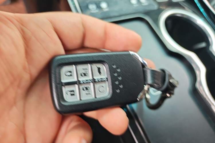 Used Honda Elysion 2022 2.0L eHEV Luxury First Edition Vehicle Key