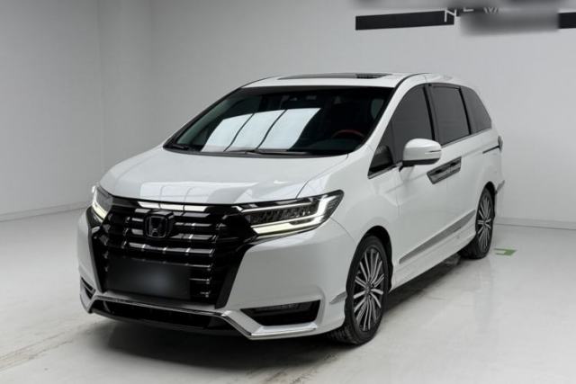 Used Honda Elysion 2022 2.0L eHEV Luxury Edition