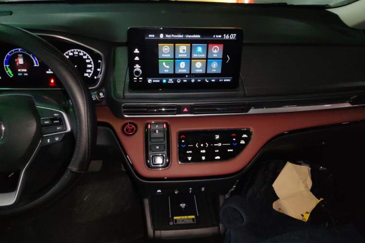 Used Honda Elysion 2022 2.0L eHEV Prestige Edition Audio And AC Panel