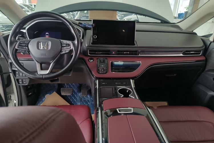 Used Honda Elysion 2022 2.0L eHEV Prestige Edition Center Console
