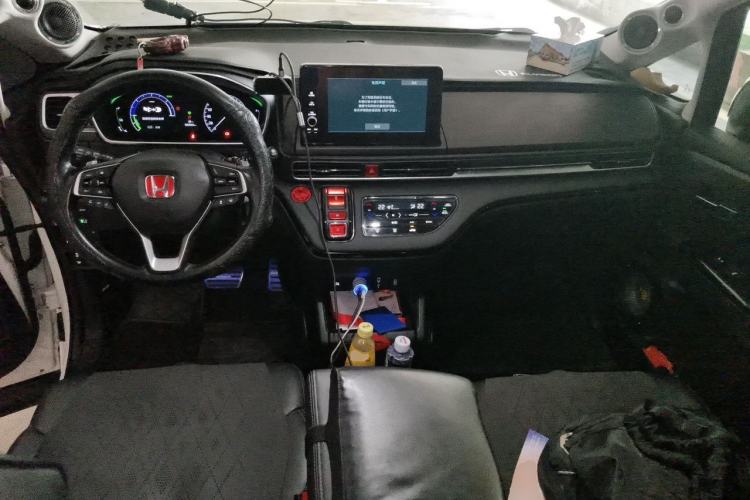 Used Honda Elysion 2022 2.0L eHEV Prestige Edition Center Console