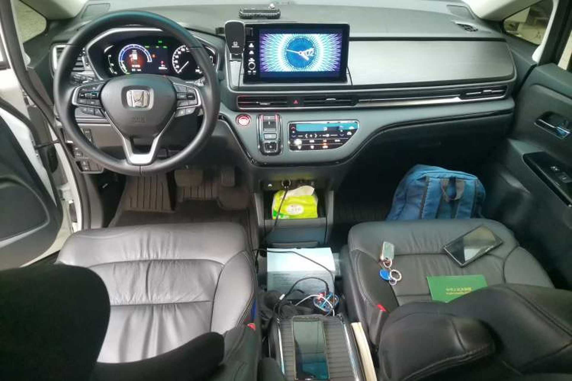 Used Honda Elysion 2022 2.0L eHEV Luxury First Edition Center Console