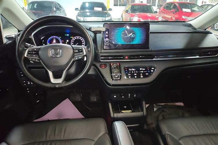 Used Honda Elysion 2022 2.0L eHEV Luxury Edition Center Console