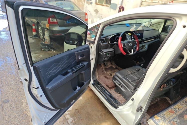 Used Honda Elysion 2022 2.0L eHEV Luxury First Edition Driver Seat