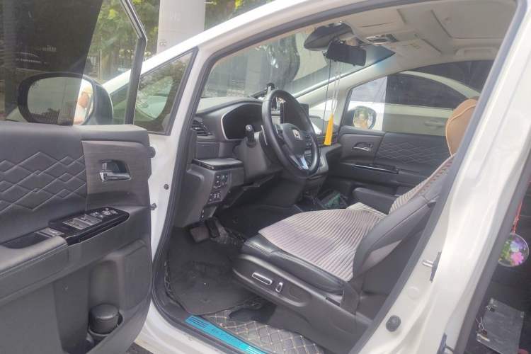 Used Honda Elysion 2022 2.0L eHEV Luxury First Edition Driver Seat