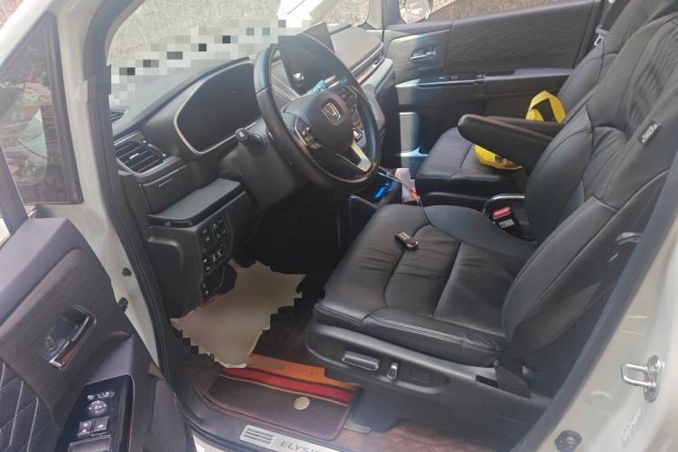 Used Honda Elysion 2022 2.0L eHEV Luxury Edition Driver Seat