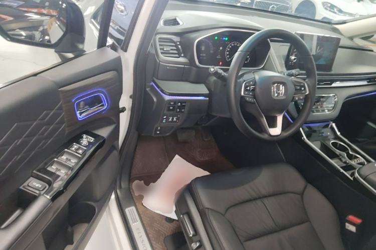 Used Honda Elysion 2022 2.0L eHEV Luxury Edition Driver Seat