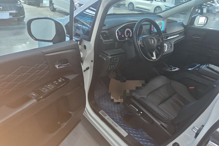 Used Honda Elysion 2022 2.0L eHEV Luxury First Edition Driver Seat
