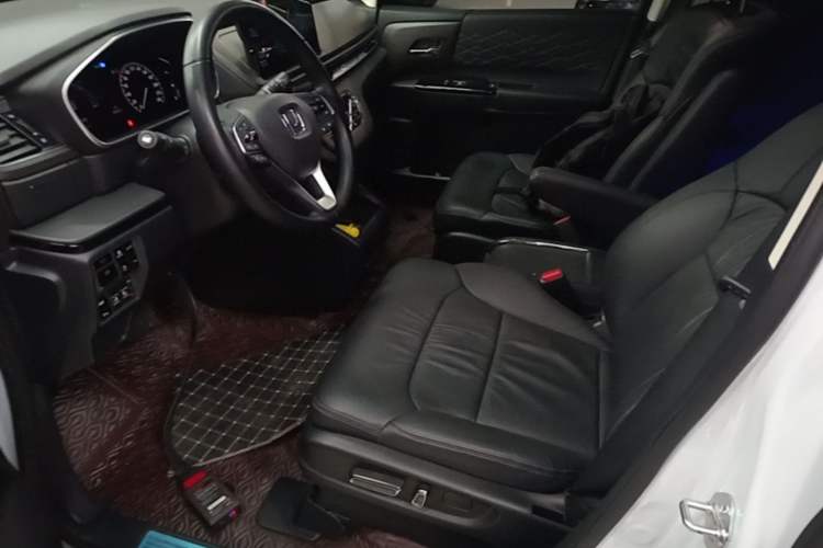 Used Honda Elysion 2022 2.0L eHEV Luxury Edition Driver Seat