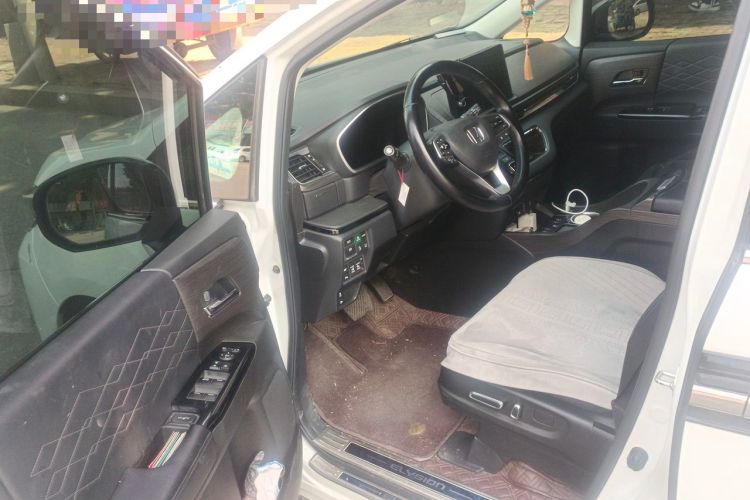 Used Honda Elysion 2022 2.0L eHEV Luxury Edition Driver Seat