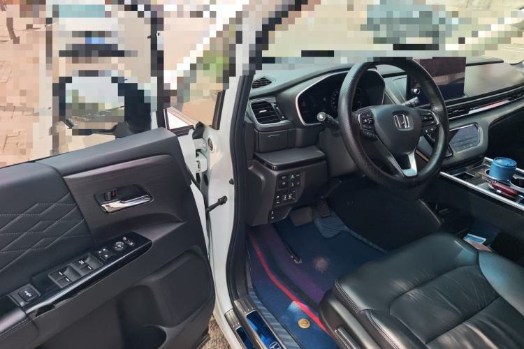 Used Honda Elysion 2022 2.0L eHEV Luxury First Edition Driver Seat