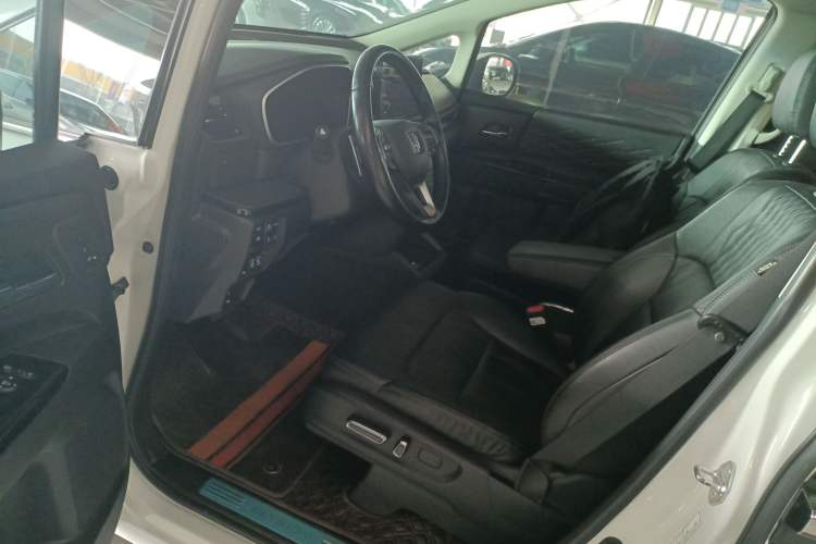 Used Honda Elysion 2022 2.0L eHEV Prestige Edition Driver Seat