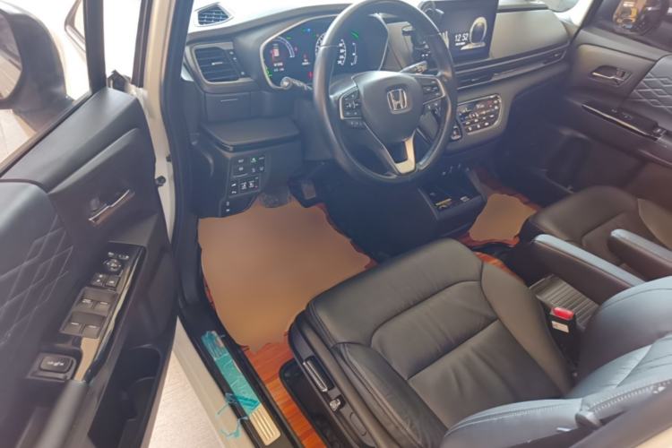 Used Honda Elysion 2022 2.0L eHEV Luxury First Edition Driver Seat