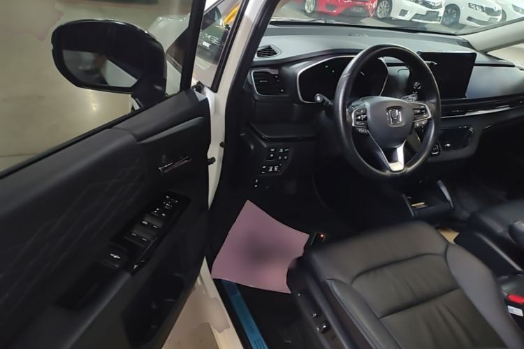 Used Honda Elysion 2022 2.0L eHEV Luxury Edition Driver Seat