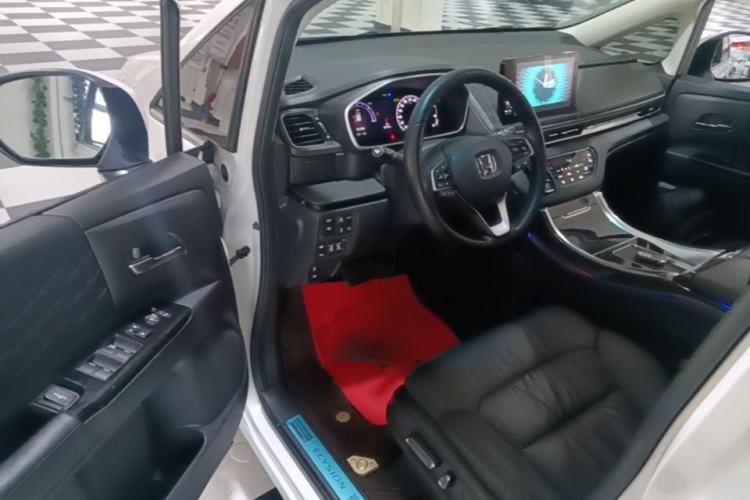Used Honda Elysion 2022 2.0L eHEV Luxury Edition Driver Seat